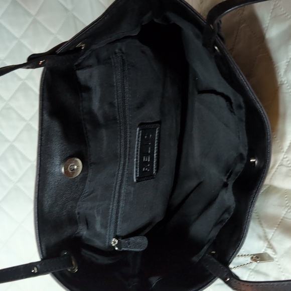 Relic Faux Leather Satchel and Wallet with Elephant/Floral Design. - Picture 11 of 16